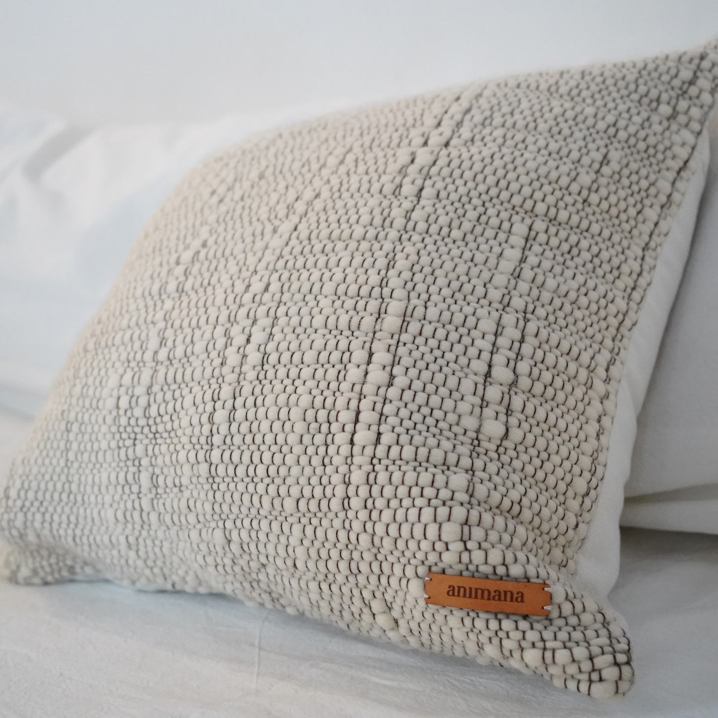 D'och cushion cover |Llama | Natural and Yellow