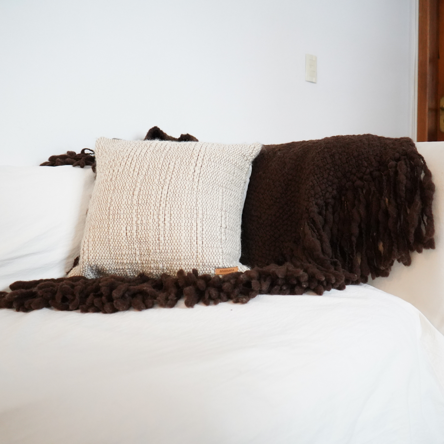 D'och cushion cover |Llama | Natural and Yellow