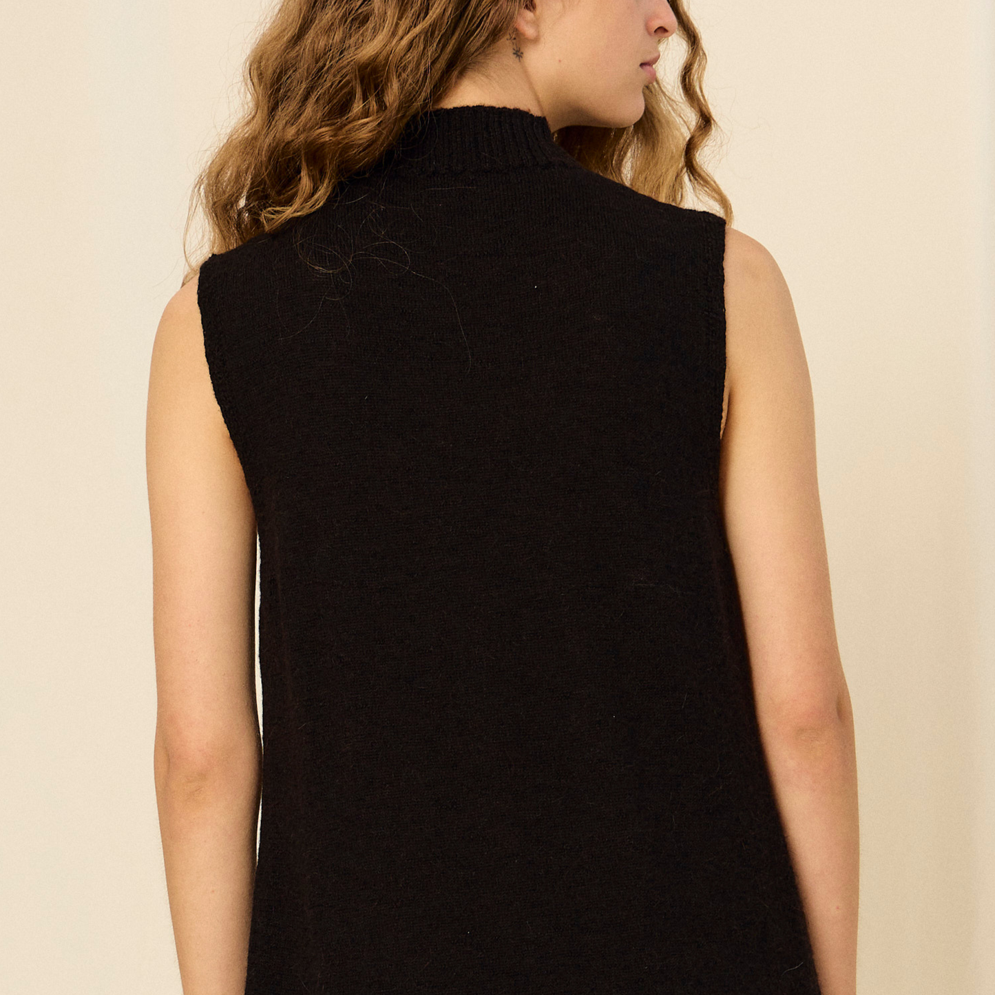 Alfonsina dress | Llama and Merino | Black