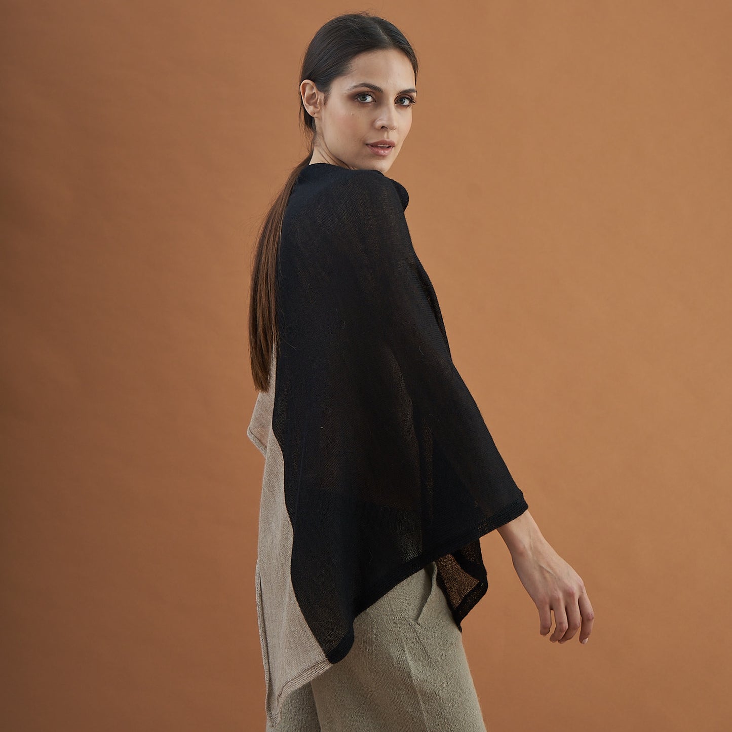 Poncho Faplana | 100% Baby Alpaca