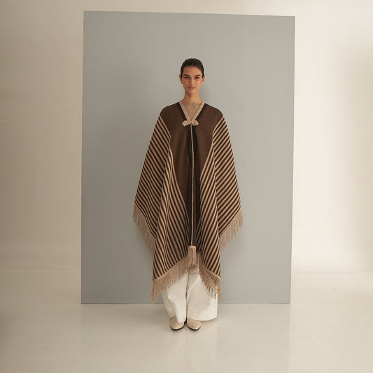 Poncho Zoilo| Llama | Marrones
