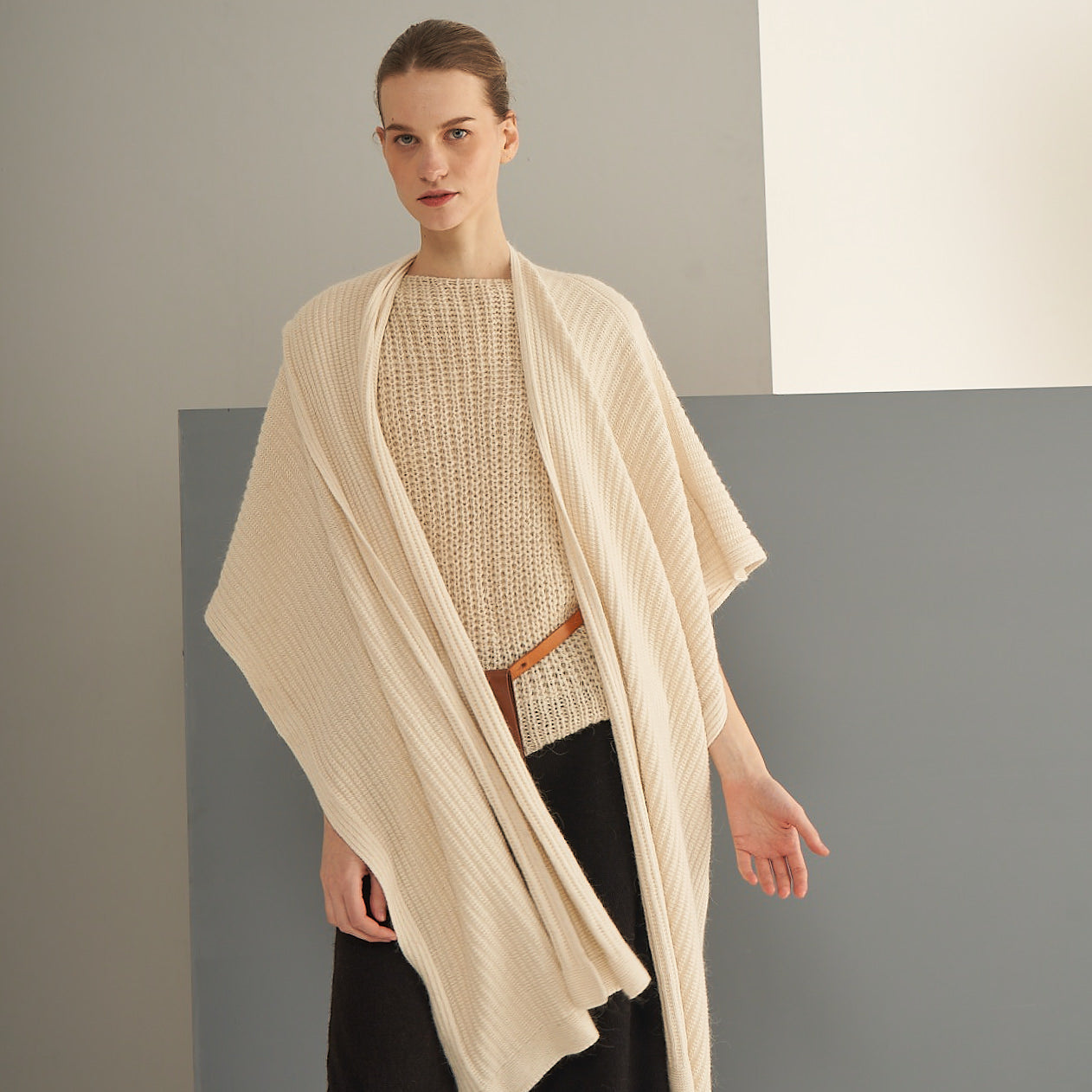 Ruana Lara | Cotton, Llama & Merino | Natural