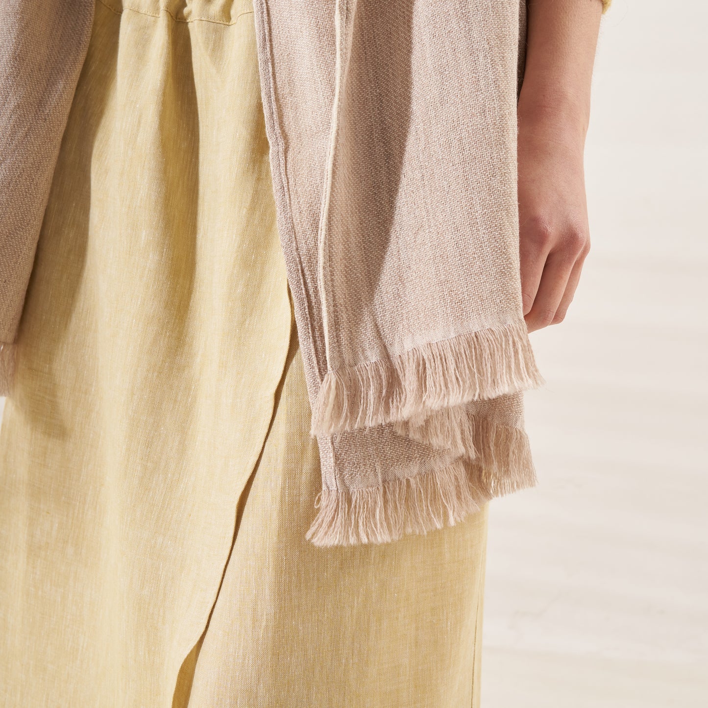 Chal Luna | Llama, Merino, Algodón | Beige (Línea blanca)