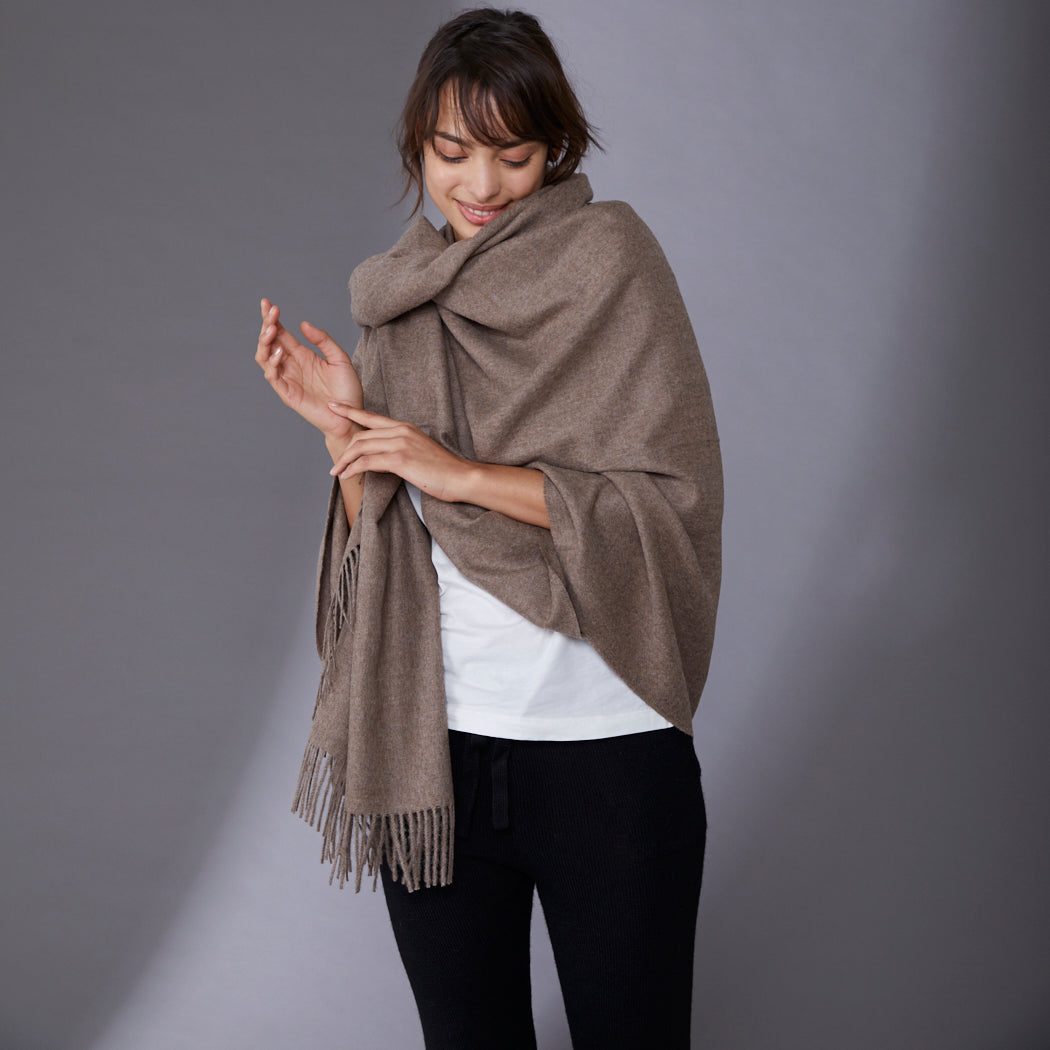 Dail Travel Blanket | Baby Alpaca | Beige