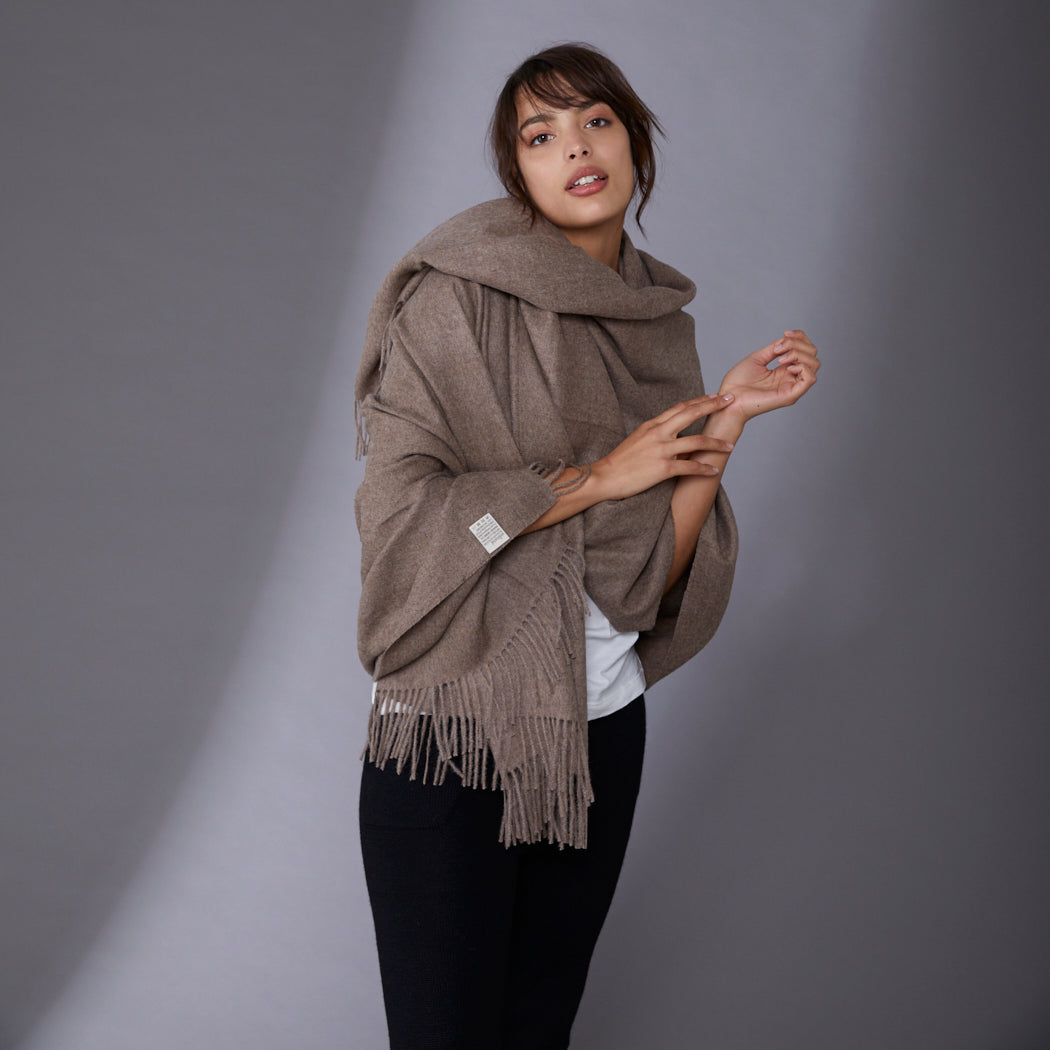 Dail Travel Blanket | Baby Alpaca | Beige