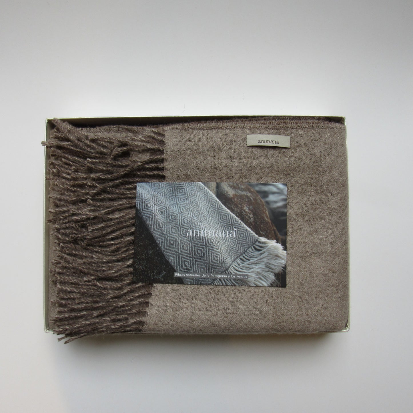 Caja Grande | Mantas & Sweaters | Champagne