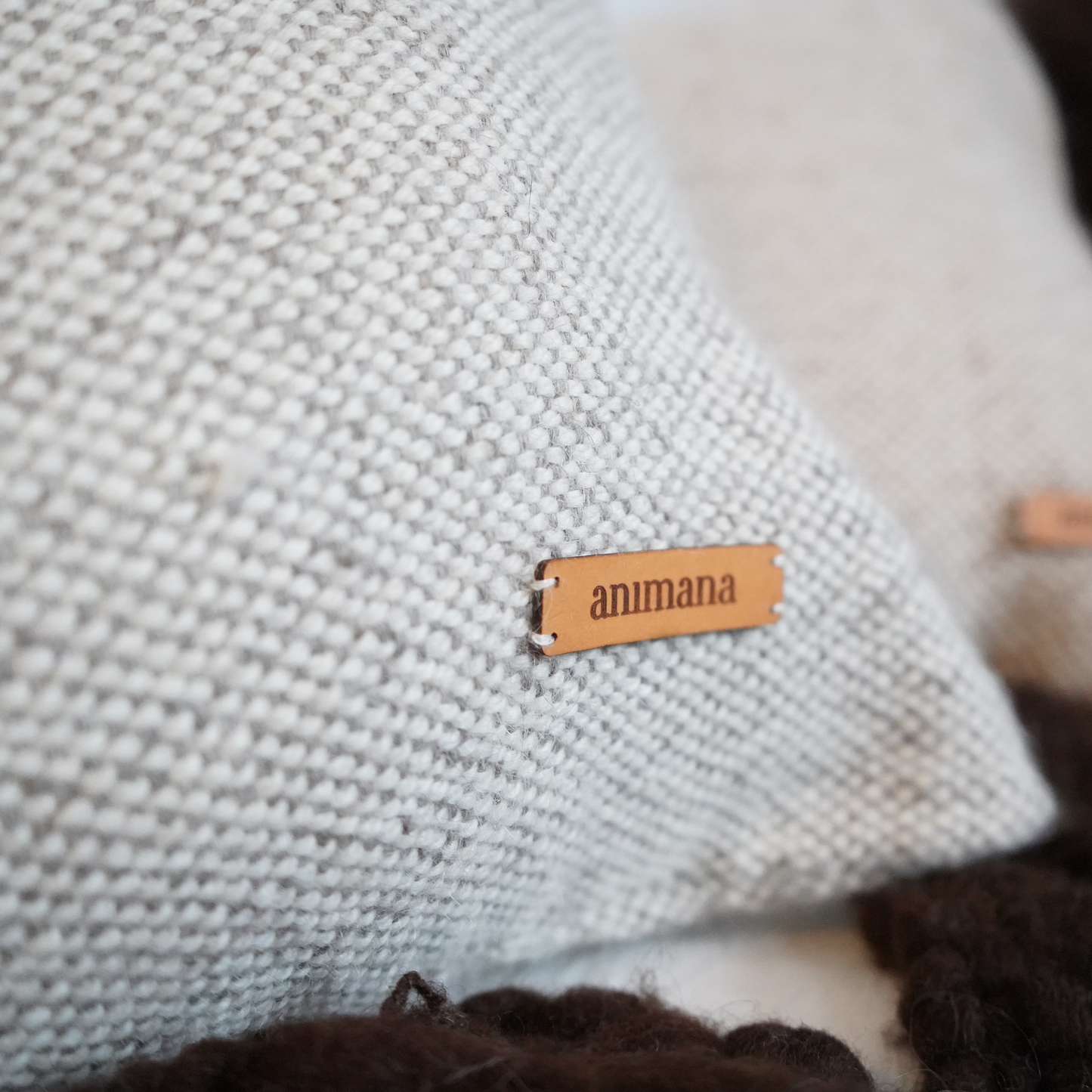 Funda Nicolasa | Llama | Natural y Gris