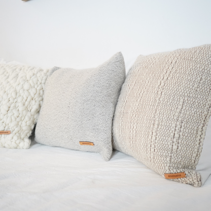 D'och cushion cover |Llama | Natural and Yellow