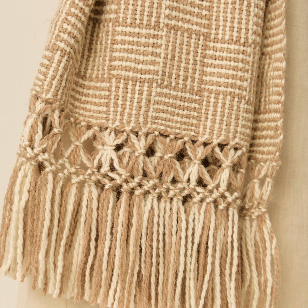 Chal Lorenzo | Baby Llama | Beige