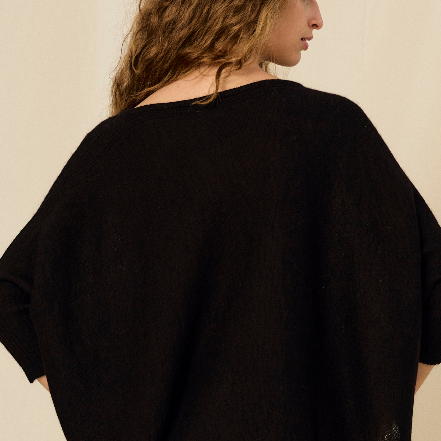 Fadriana Sweater | Baby Llama &amp; Merino | Black 
