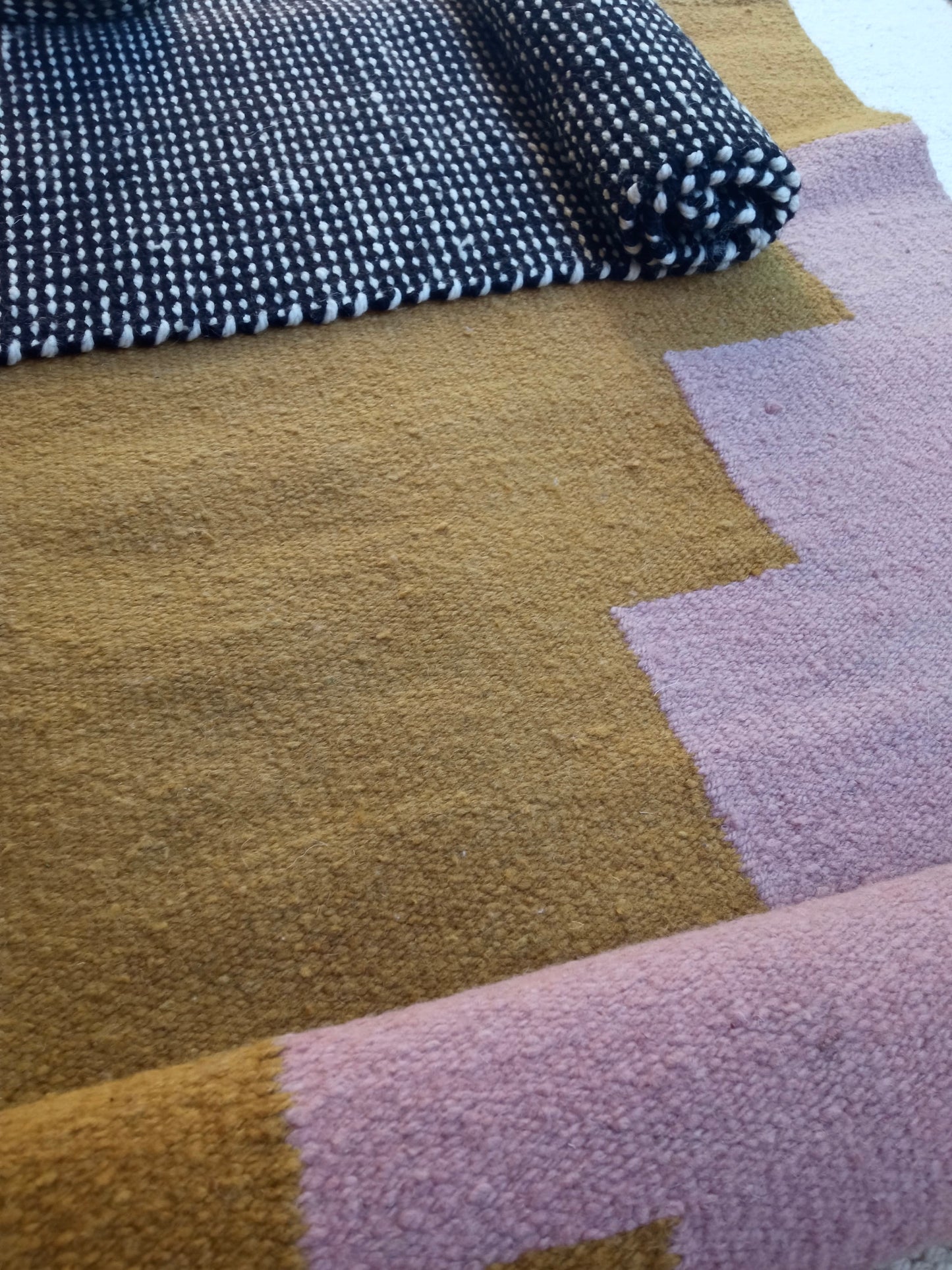 Alfombra Guillermina | Oveja | Rosa y Naranja