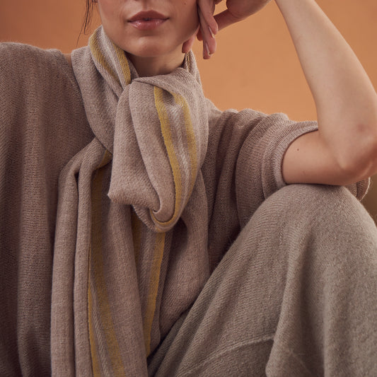 Chal Astella | 100% Baby Alpaca