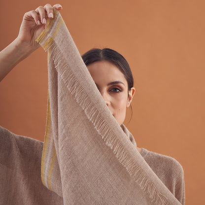 Chal Astella | Baby Alpaca | Beige & Amarillo