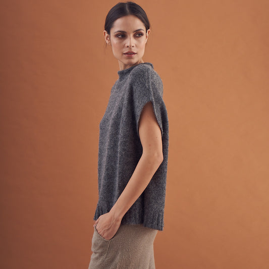 Joaquina Vest | Baby Alpaca | Dark gray 