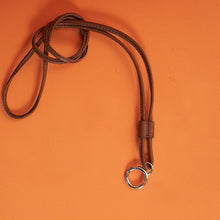 Maiu Keychain | Vegetable tanned leather | Brown