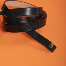 Dabria Belt/Blanket Holder | Leather | Black