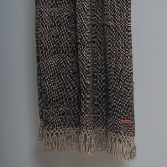 Chal Nicolasa | Baby Llama | Gris & Negro