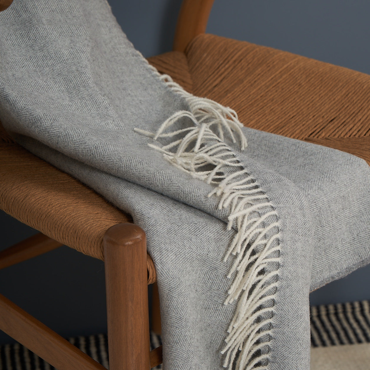 Dail Travel Blanket | Baby Alpaca | Light grey
