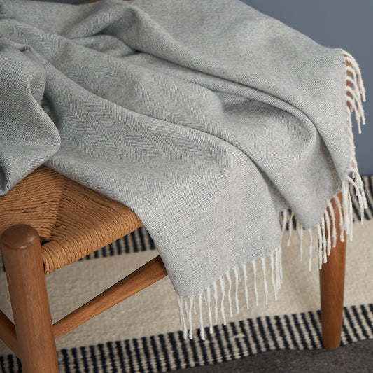Dail Travel Blanket | Baby Alpaca | Light grey