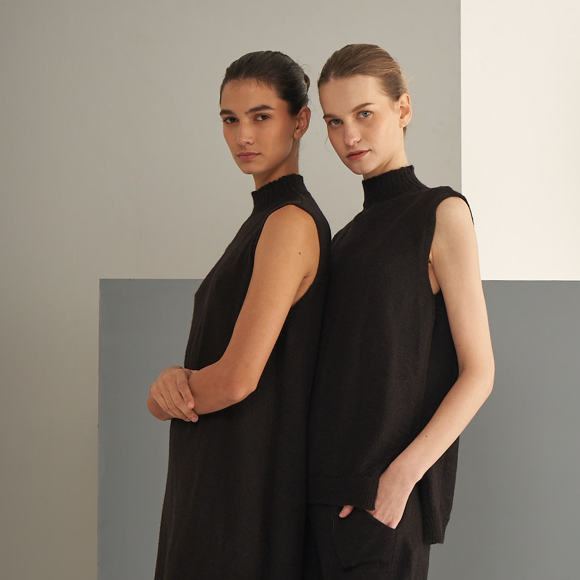 Chaleco Elisea  | Llama y Merino | Negro