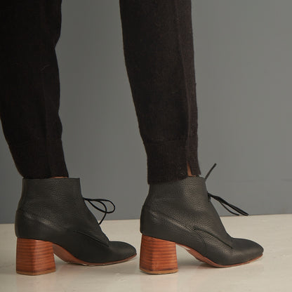 Babucha Estela | Llama & Merino | Negro