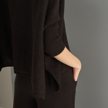 Fadriana Sweater | Baby Llama &amp; Merino | Black 