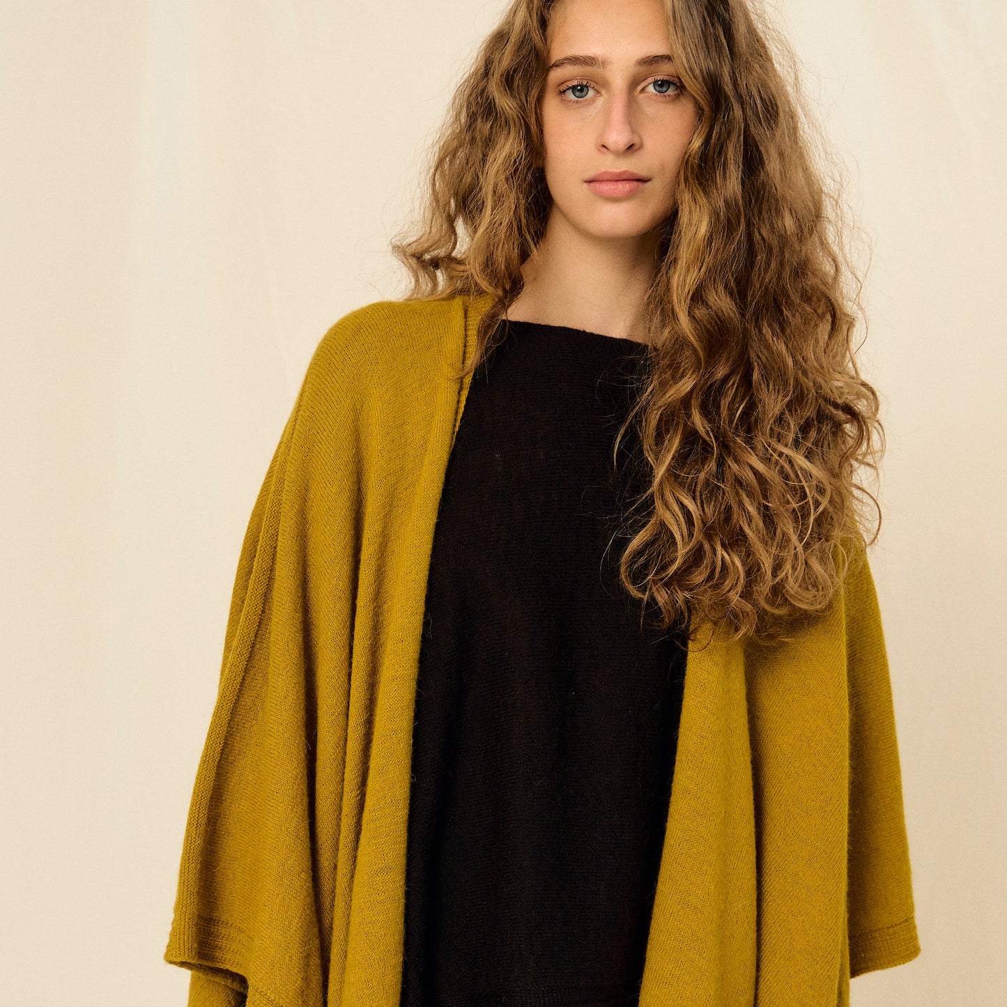 Ruana Marina | Llama & Merino | Maiz