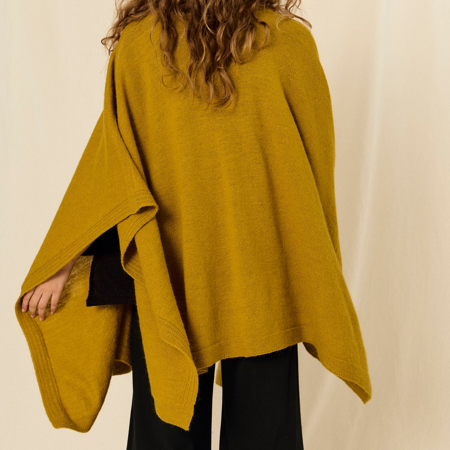 Ruana Marina | Llama & Merino | Maiz