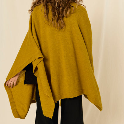 Ruana Marina | Llama & Merino | Maiz