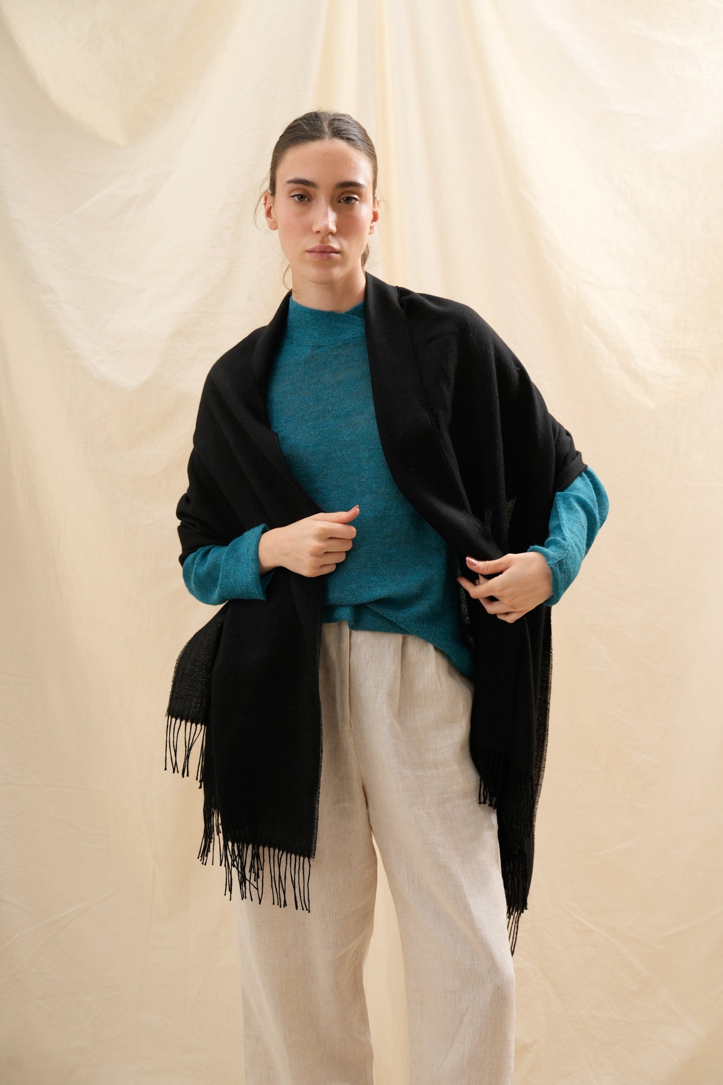 Chal Amalia | 100% Baby Alpaca