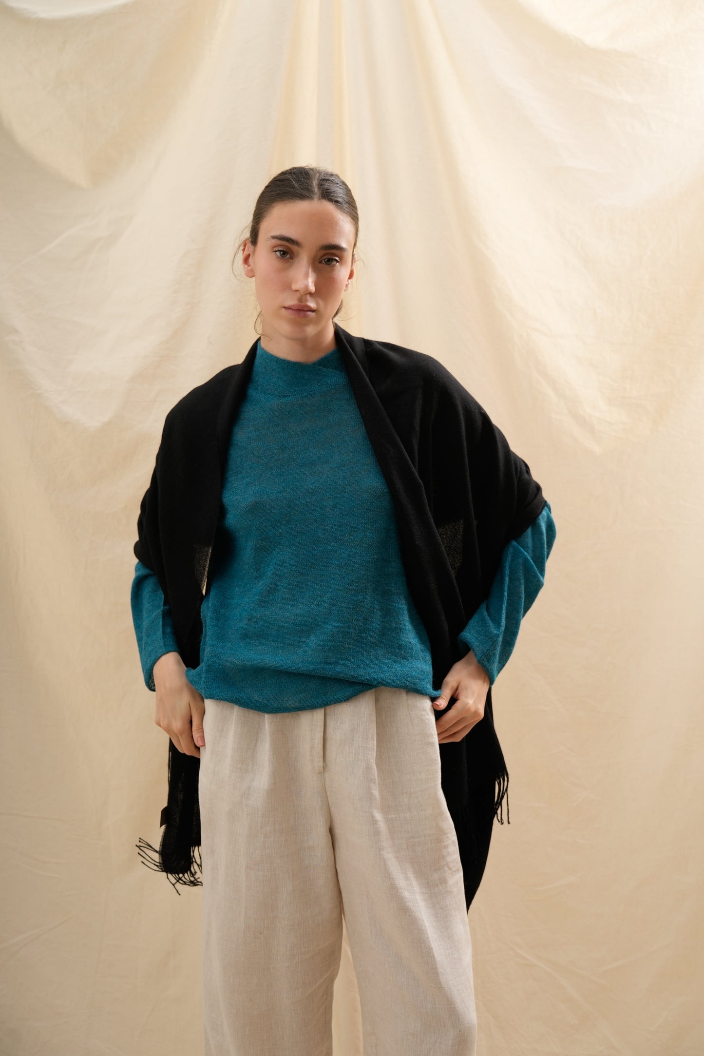 Chal Amalia | 100% Baby Alpaca