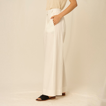 Amaia Trousers | Cotton | White