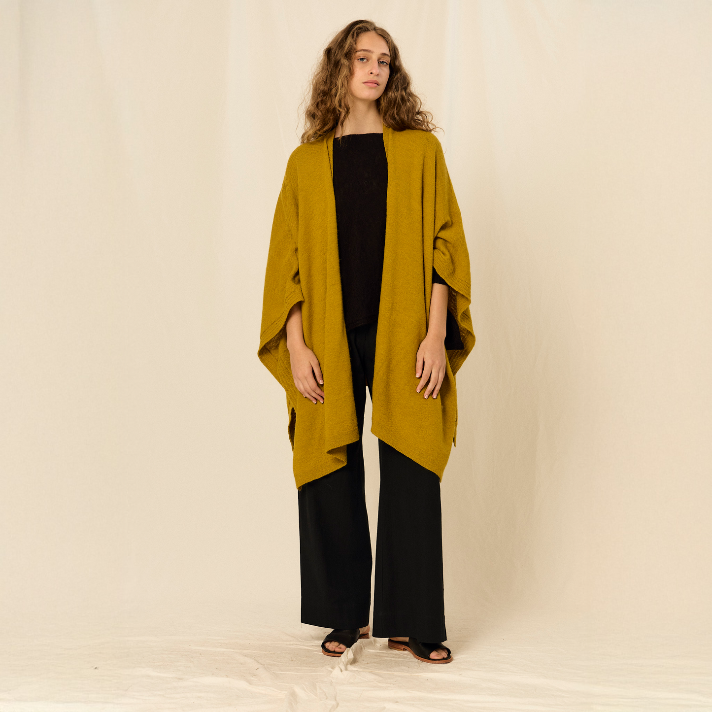 Ruana Marina | Llama & Merino | Maiz