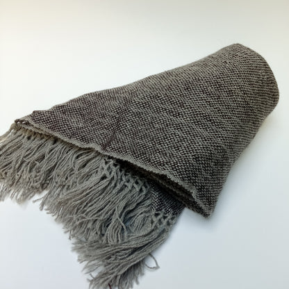 Manta Nicolasa | Baby Llama | Gris & Negro