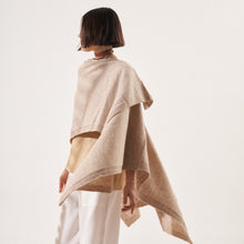 Ruana Marina | Llama & Merino | Lágrima