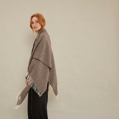 Dagne Travel Blanket | Baby Alpaca | Brown