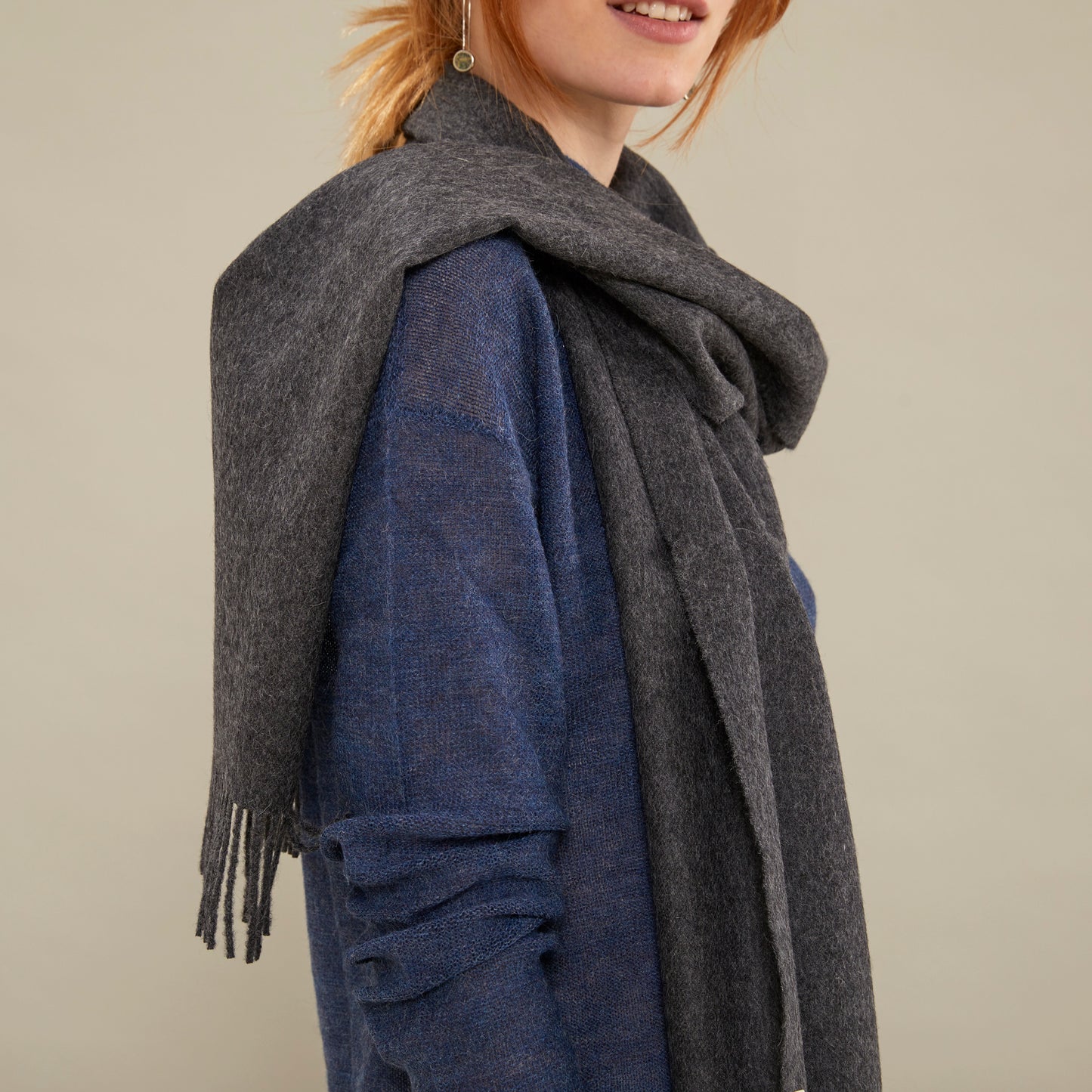Bufanda Albert | Baby Alpaca | Gris Oscuro