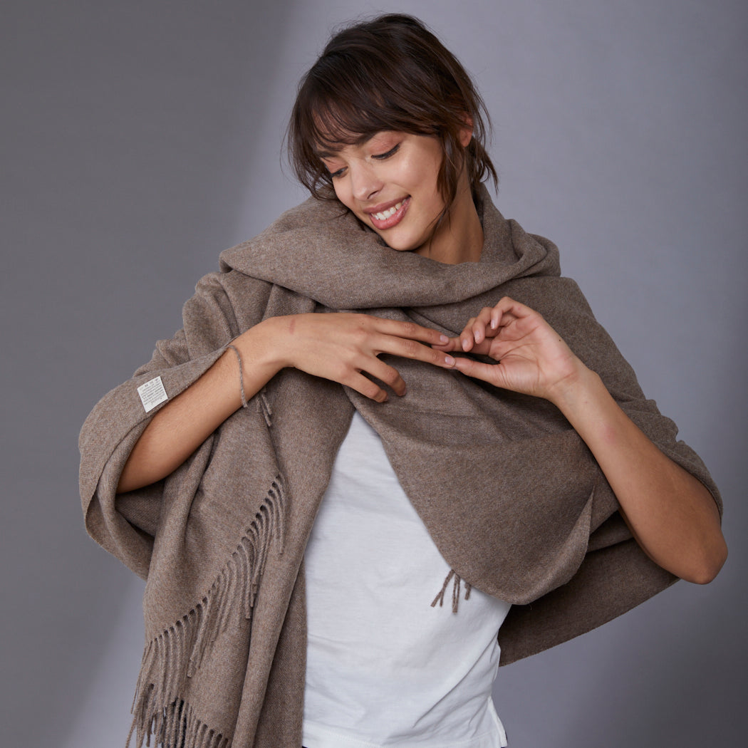 Dail Travel Blanket | Baby Alpaca | Beige